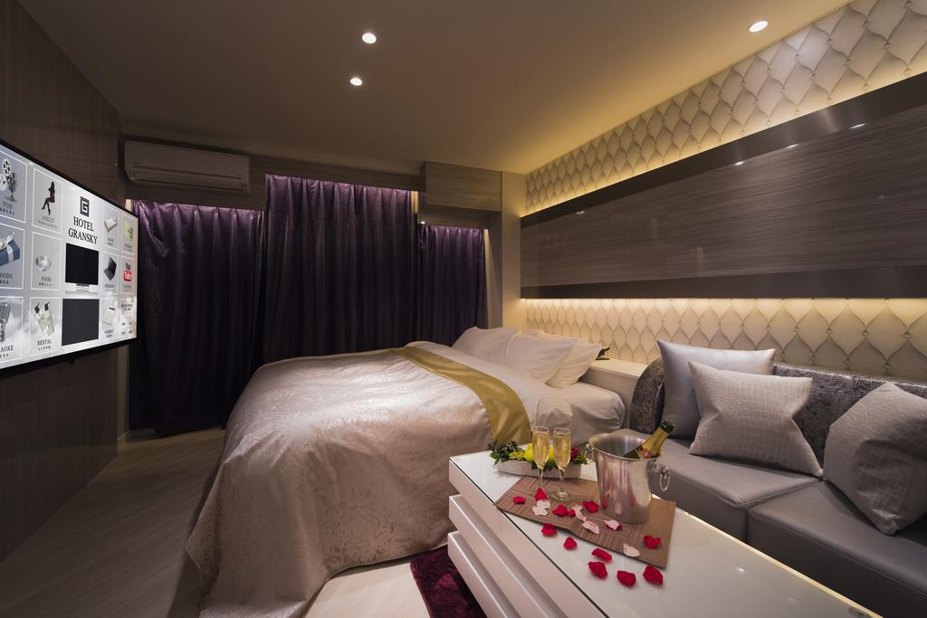 Hodinový hotel Gransky (adults Only) 2*